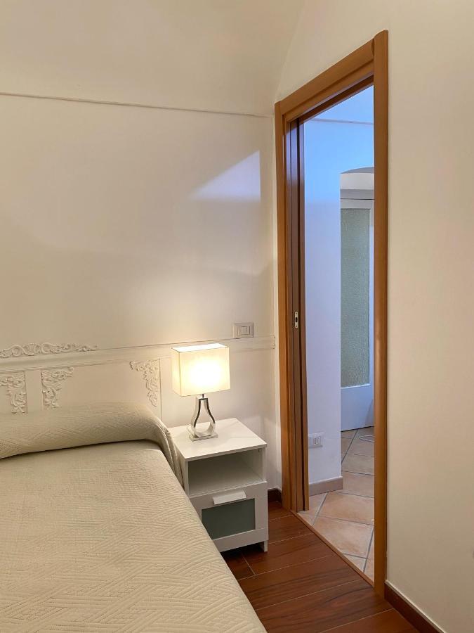 La Dimora Del Mercante - Puglia Mia Apartments Monopoli Buitenkant foto