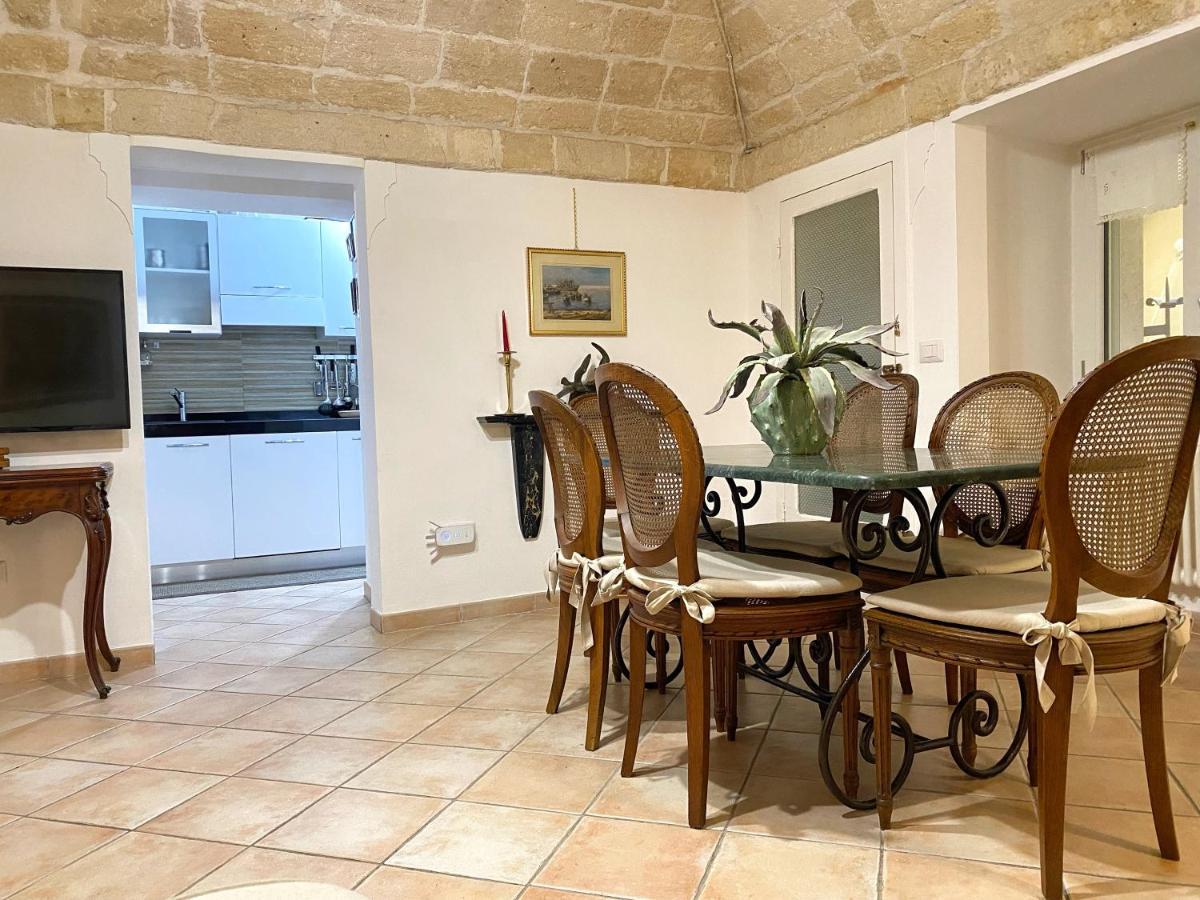 La Dimora Del Mercante - Puglia Mia Apartments Monopoli Buitenkant foto